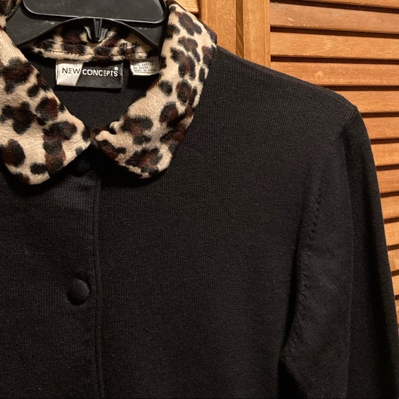 Vintage New Concept Cardigan w/Removable Collar - Picture 8 of 12